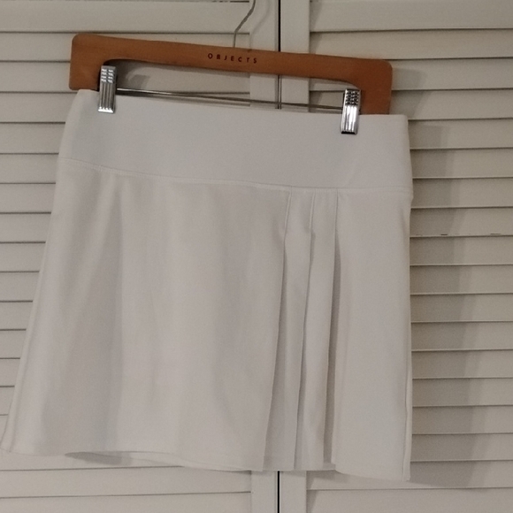 Tommy Bahama White Mini Skirt - Picture 6 of 8
